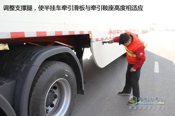 东风天龙旗舰