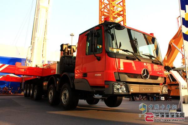 徐工DG100超高层登高消防车