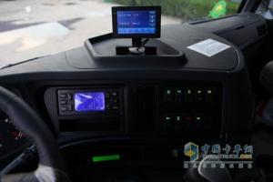 福田瑞沃 潍柴310马力 6X4 国四 智能型渣土车