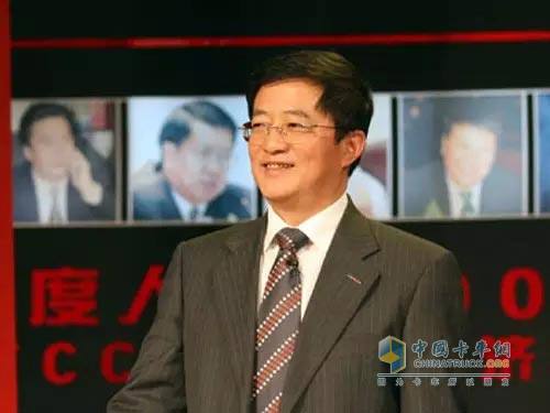 中国化工集团公司的董事长及总经理任建新