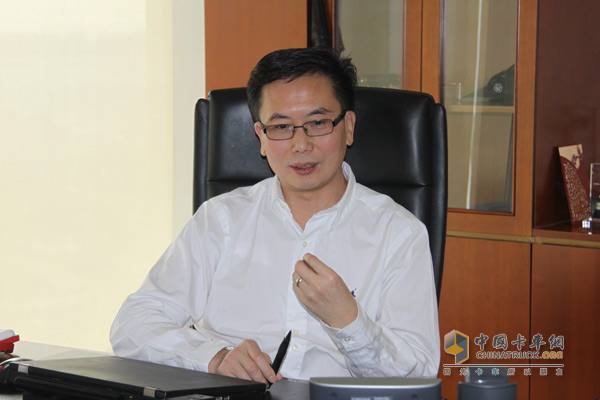 康明斯公司副总裁、康明斯中国区首席技术官彭立新博士