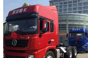 陕汽德龙X3000体验营走进嘉兴