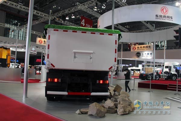 东风大力神 6×4 智能渣土车