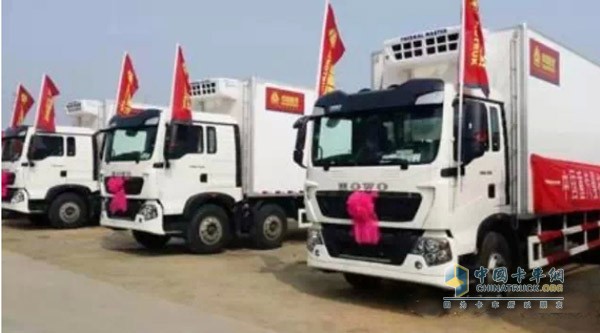 中国重汽首批T5G冷藏车落户天津 