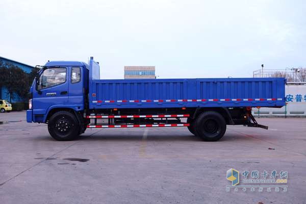 时代金刚 玉柴130马力 4X2国四自卸车 