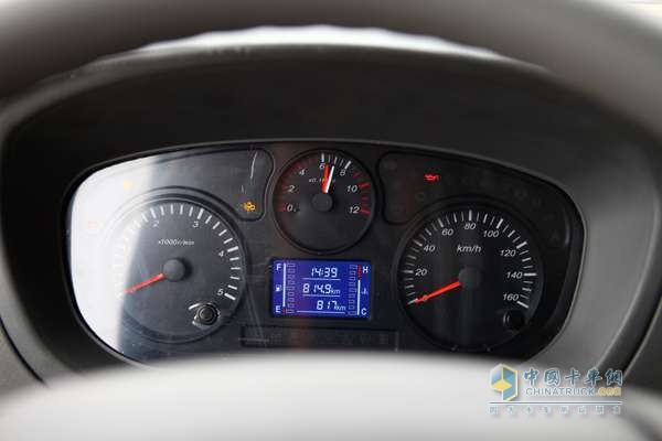 福田瑞沃 时代骁运 141马力 4×2 国四 载货车（双排驾驶室） 