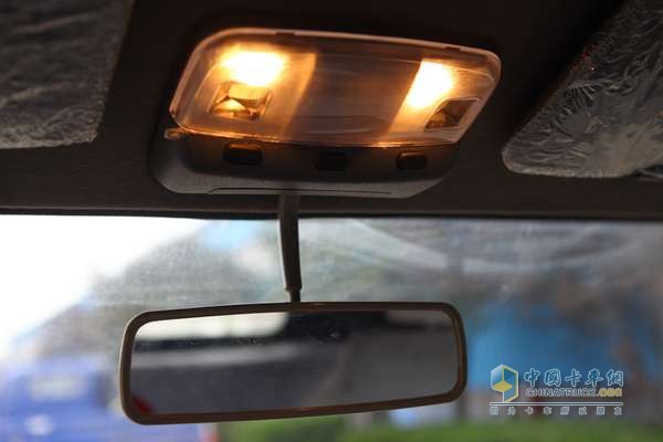 福田瑞沃 时代骁运 141马力 4×2 国四 载货车（双排驾驶室） 