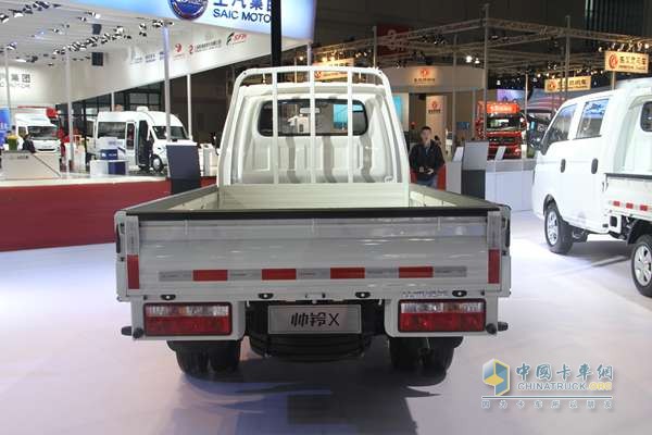 江淮帅铃X小卡宽体 136马力 4X2 单排 国五 载货车（单排）