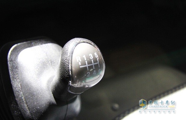 江淮帅铃K系 115马力 4X2 国四 载货车