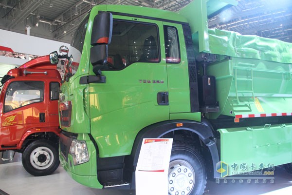 中国重汽HOWO T5G 国五 350马力6X4 智能渣土车