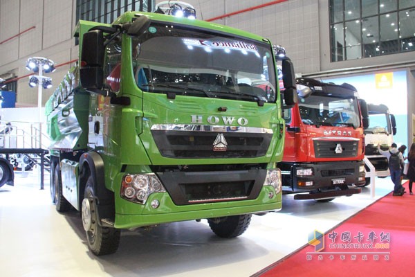中国重汽HOWO T5G 国五 350马力6X4 智能渣土车