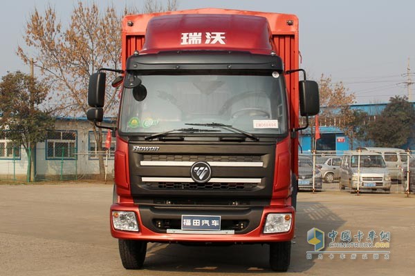 瑞沃中卡康明斯国四154马力 4×2 仓栏仓栅车