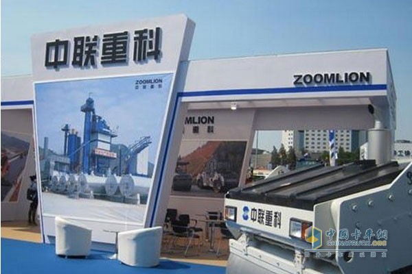 中联重科第一台ME200干混主机成功下线
