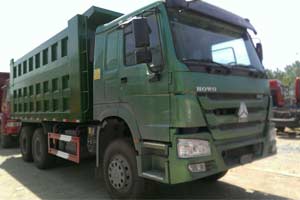 促销：5米8豪沃自卸车30.5万