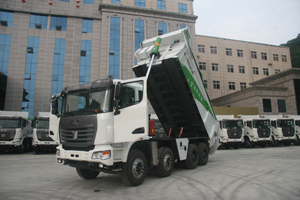 联合卡车携手驰田金钢推出中国首款4轴智能环保渣土车