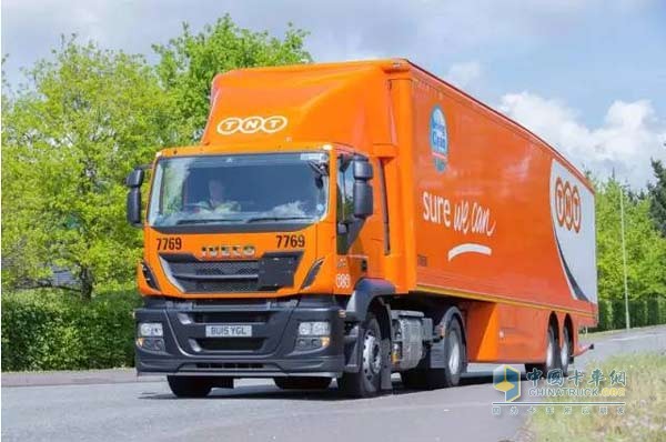 依维柯Stralis Hi-Road 4x2牵引车