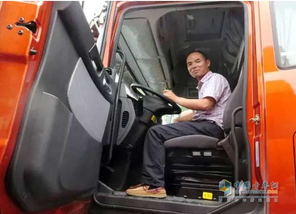用户体验联合卡车