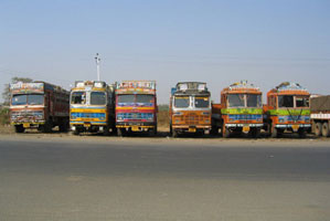 分分钟“罢工” 带你去感受印度卡车涂鸦之美