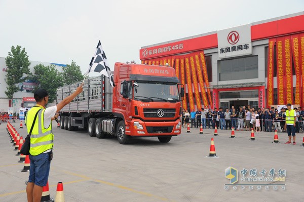东风天龙卡车驾驶员大赛总决赛在东风商用车有限公司总部湖北十堰举行