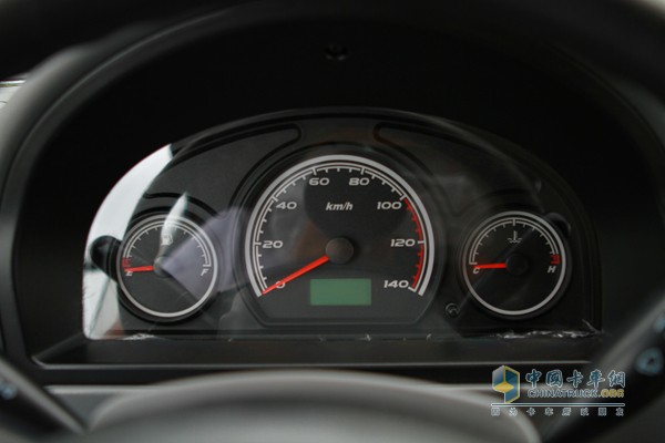 时代汽车 驭菱V5 双排平板 载货车（内饰）