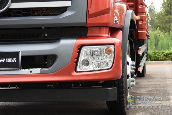 福田瑞沃 康明斯ISF3.8L 168马力 4X2 载货车（外观）