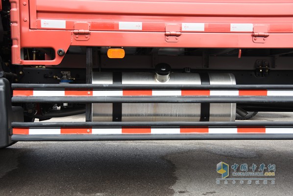 福田瑞沃 康明斯ISF3.8L 168马力 4X2 载货车（外观）