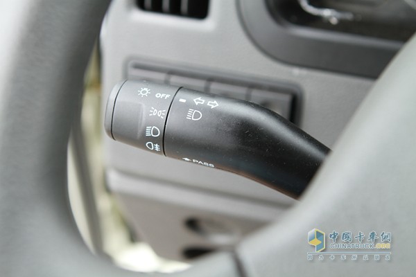 时代汽车 康瑞H2单排厢车（内饰）