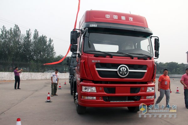 中国重汽新斯太尔致富品鉴会在河北邯郸召开