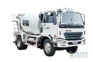 徐工汽车 康明斯210马力 z系列4×2混凝土搅拌车