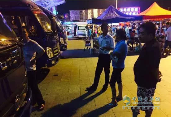 广州夜场巡展现场