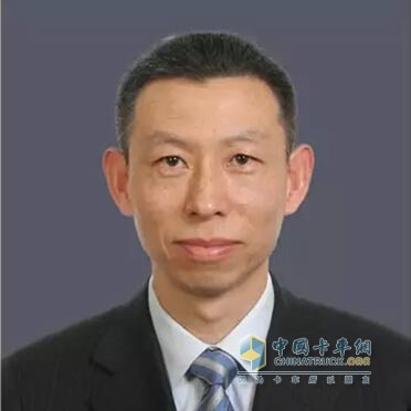 现任康明斯副总裁兼东风康明斯发动机有限公司总经理王宁