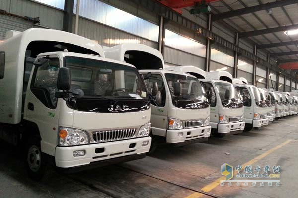 江淮康玲吸尘车