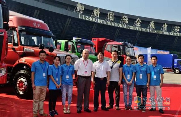 解放卡车 自卸车 载货车