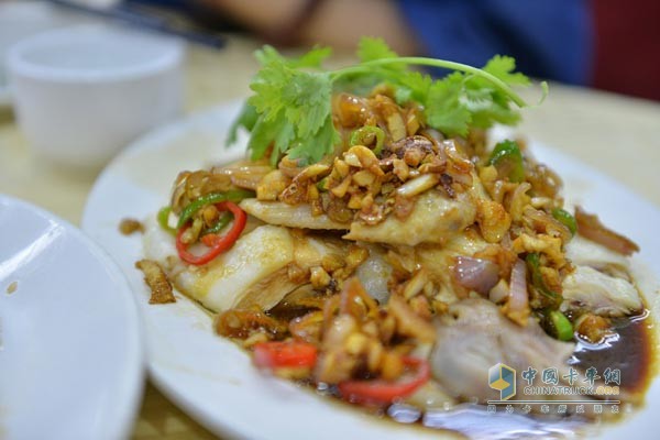 德国曼恩“车轮上的美食”之广州美食白切鸡