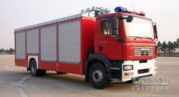 德国曼压缩空气泡沫消防车