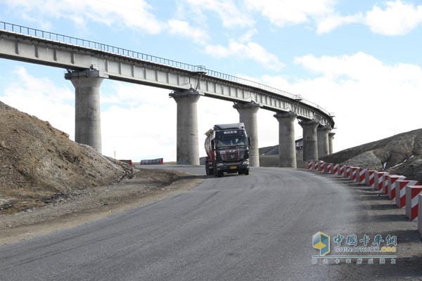 在这样的道路上联合U420无疑更安全