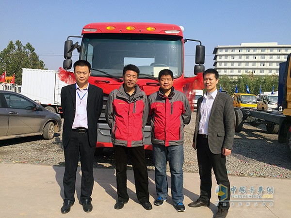 邯郸圆通快递代表参加此次活动