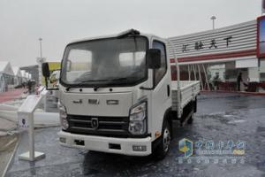 金杯 110马力 4.2米单排栏板轻卡(出口车)