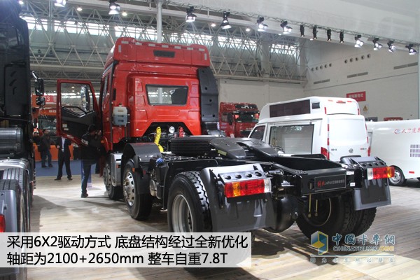 解放J6P 6X2领航版车型