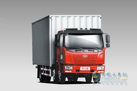 一汽解放J6L 220马力6×2厢式载货车（复合型）