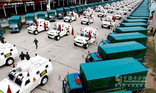 护航委内瑞拉议会选举的JAC军车