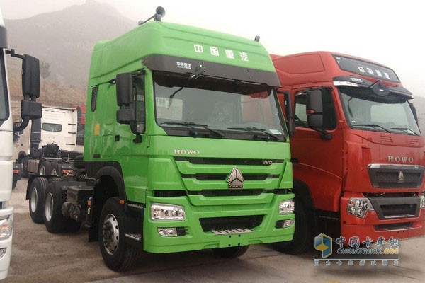 济南重汽HOWO 6x4牵引直降2.12万