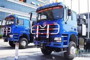 陕汽德龙F3000 550马力 6X6大件牵引车