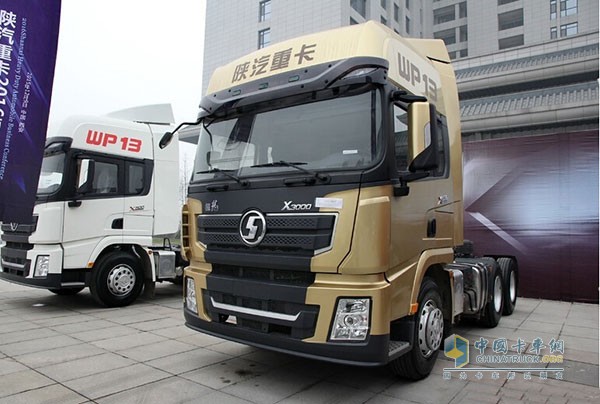 陕汽 德龙X3000黄金版产品外观