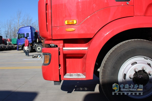 江淮格尔发K3L 160马力 4X2 载货车
