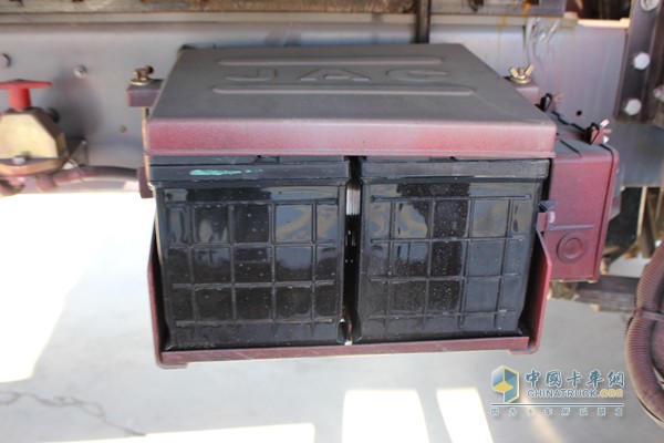 江淮格尔发K3L 160马力 4X2 载货车