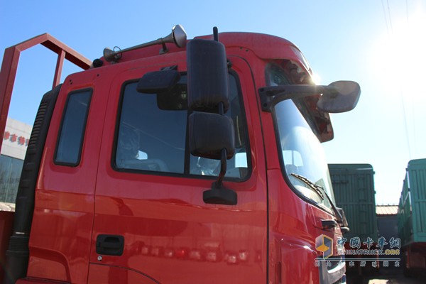 江淮格尔发K3L 160马力 4X2 载货车