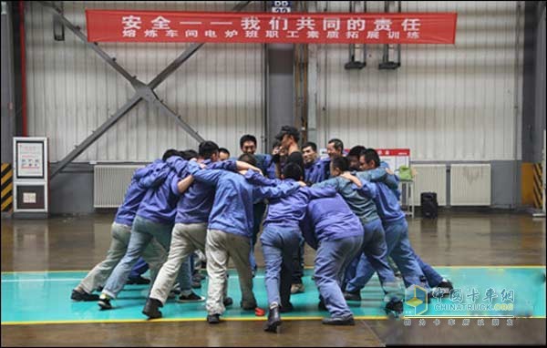 潍柴铸造电炉班