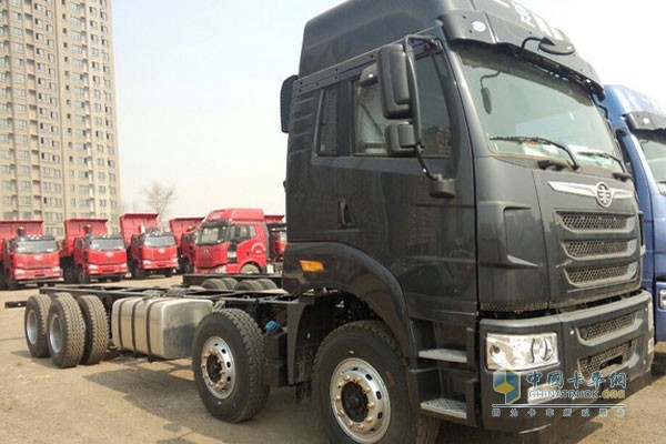 辽宁解放途V 8x4载货车27.6万