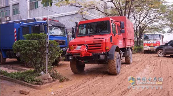 全地形地震救援车